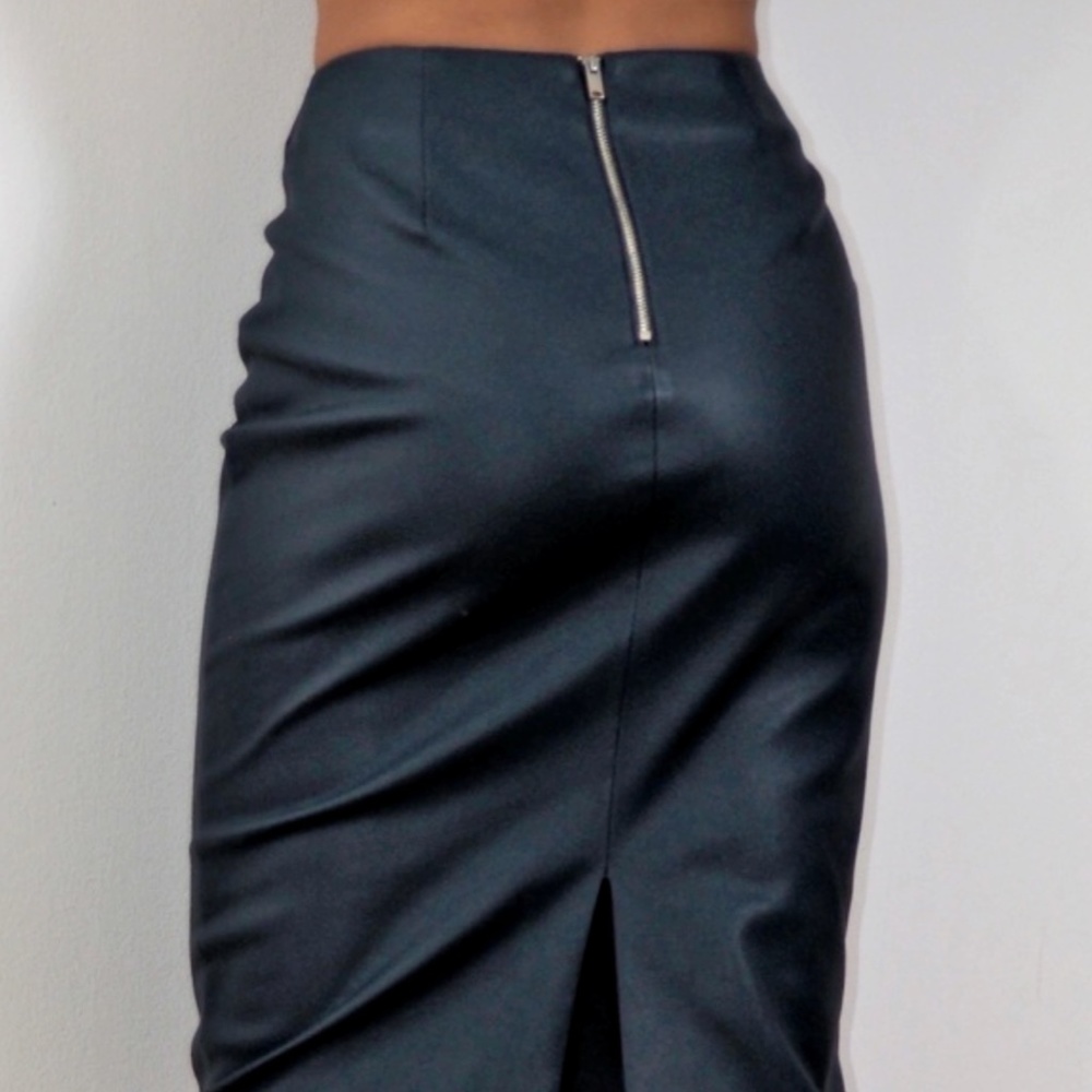 Zara Black Faux Leather Pencil Skirt Size XS